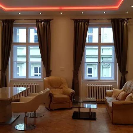 Apartment Centre *