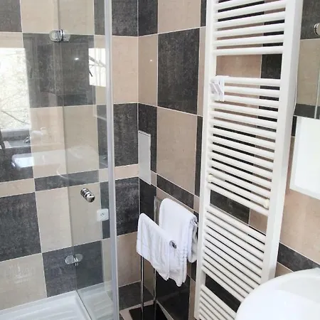 Charming Flats In Vinohrady | Praguestars * Prague