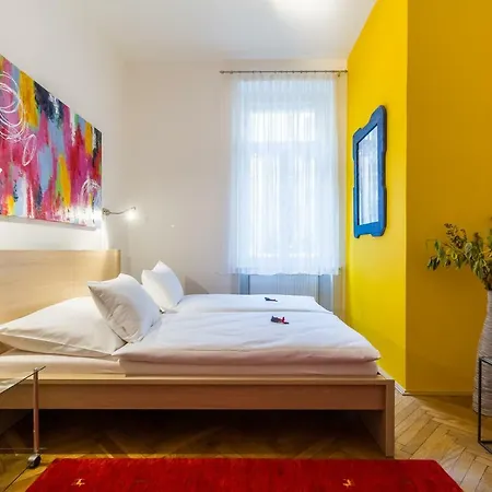 Victor Apartment