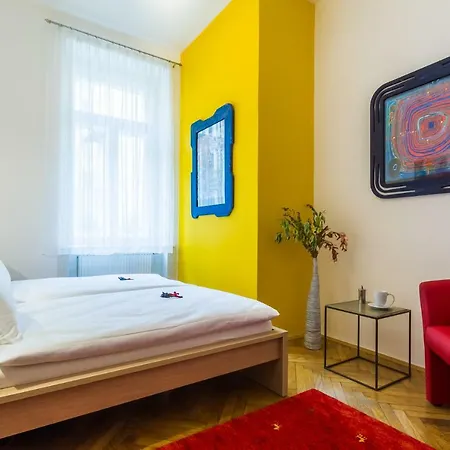 Victor Apartment *