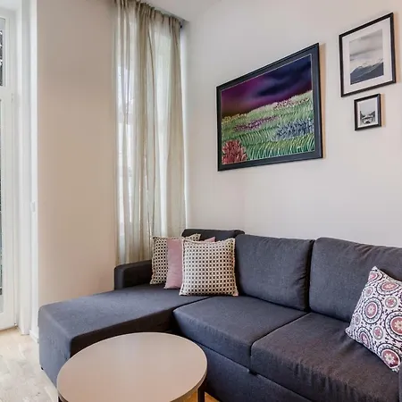 Zizkov By Michal&friends Appartement *