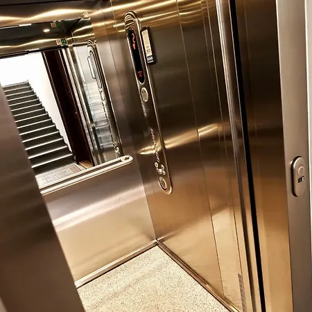 Royal Route Lesser Town Apartment Prague