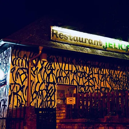 Apartment Jelica Restaurant