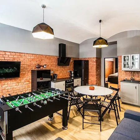 3bdr Ruterra With Table Football Prague
