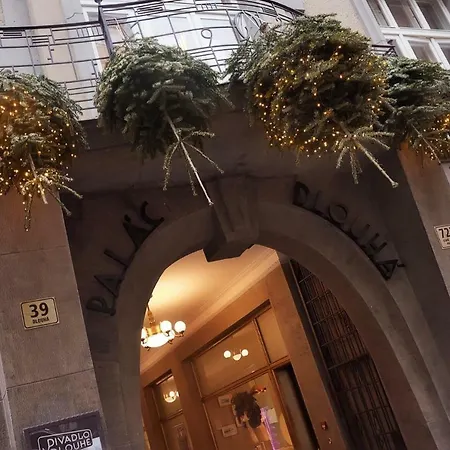 Palace Dlouha - Old Town Prague