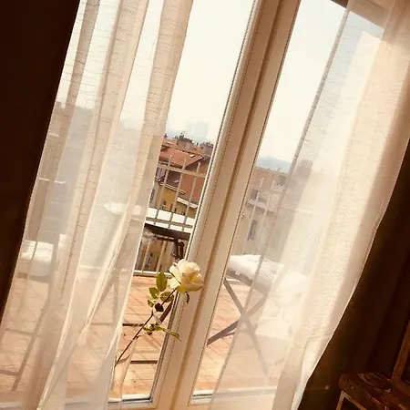 Moskevska With Terrace & Great Location Near The Centre