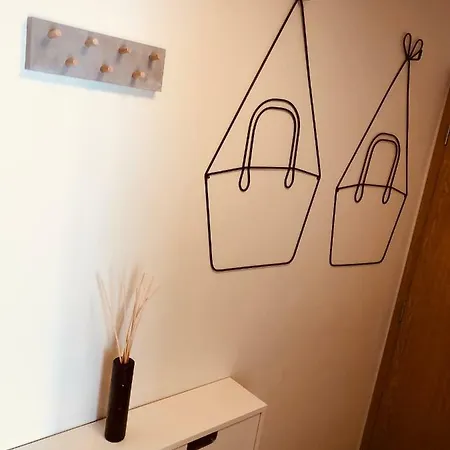Moskevska With Terrace & Great Location Near The Centre Apartment Prague