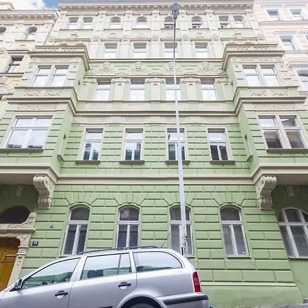 Ruterra With Private Terrace Prague