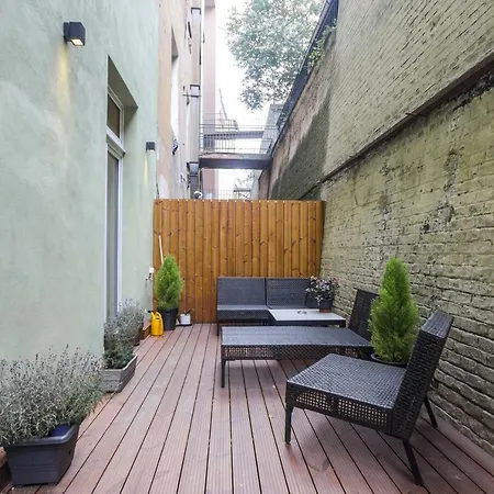 Ruterra With Private Terrace