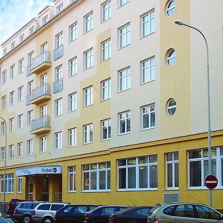 Colorfactory - Czech Leading
