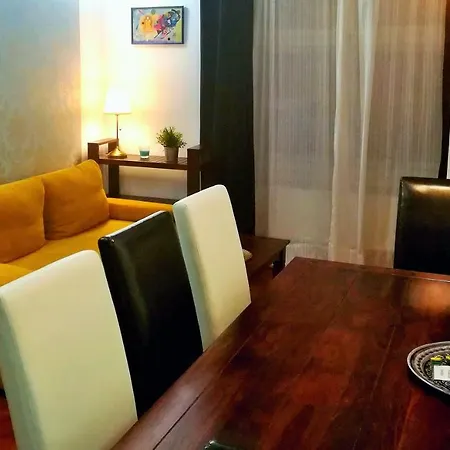 Premyslovska - 2 Bathrooms Apartment *