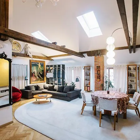 Unique Luxury Loft With Terrace In Old Town Prague