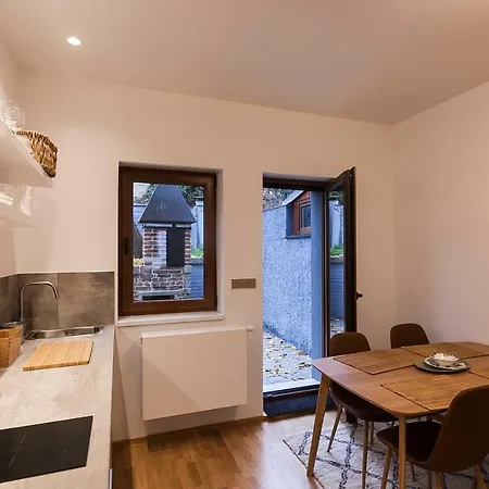Expat House Apartment Prague