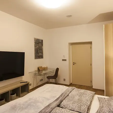 Expat House Apartment Prague