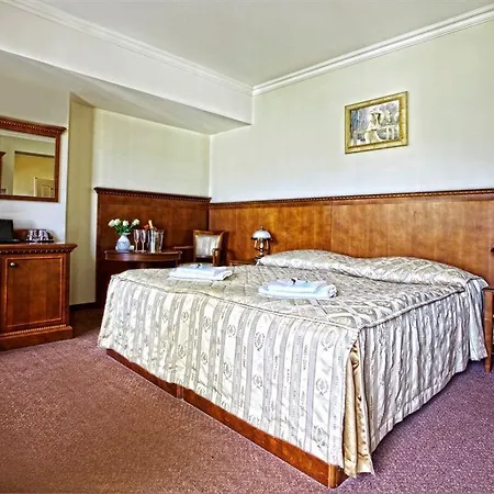 Arkada Hotel