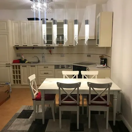 Zentrum Suites *