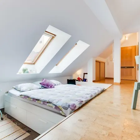 Charles Bridge Loft * Prague