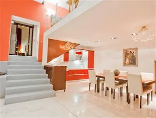 Hotel Bohemia Plaza
