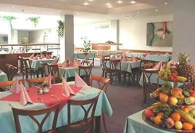 Hotel Areal Repy Prag