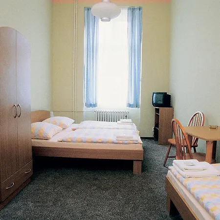 Adler 4* Prag