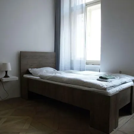 Americka 25, 2 Vinohrady Apartment *