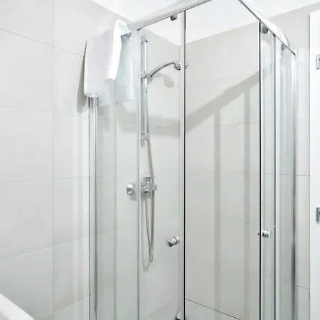 Apartment Honest Smichov