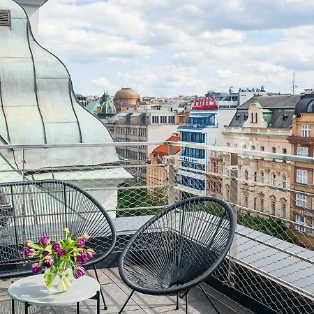 Wenceslas Square Terraces Apartment Prague