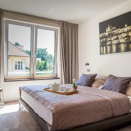Apartmán 4, Podoli Jeremenkova 410/14