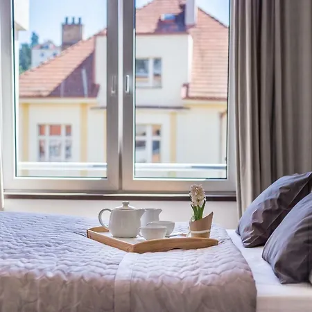 Apartmán 4, Podoli Jeremenkova 410/14 *