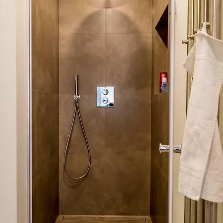 4, Podoli Jeremenkova 410/14 Apartmán *