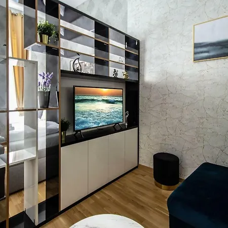 Design 3bdr In Residence, Free Parking Apartment