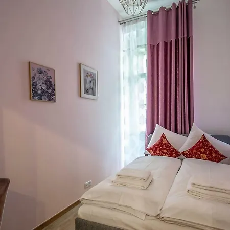 Design 3bdr In Residence, Free Parking Apartment