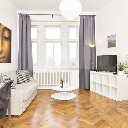 With 2 Bathrooms- 5 Minutes From Old Town - 102 M2 Apartment Prague