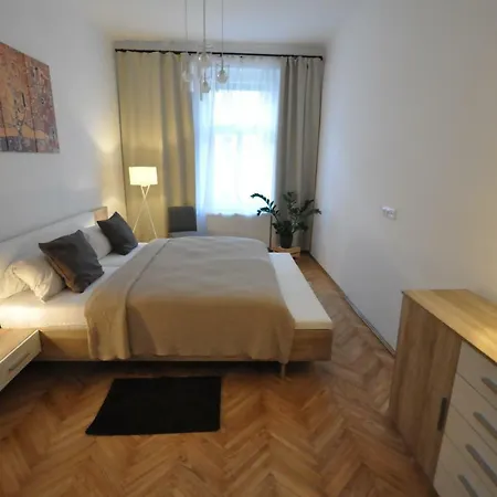 Jirina Appartments Apartment