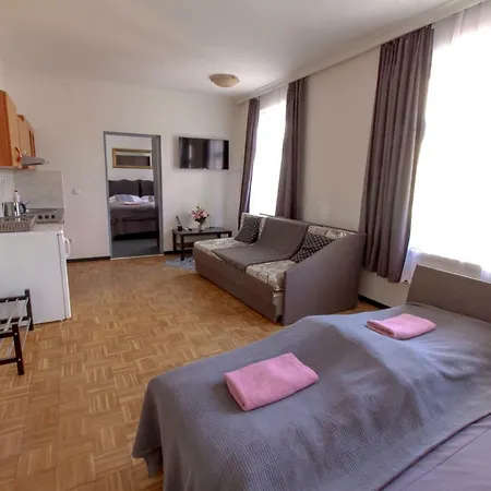 Mai Bohemia Hostel And Apartment *