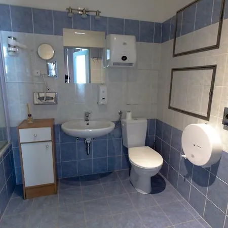 Mai Bohemia Hostel And Apartment