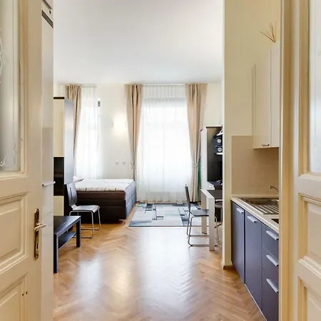 Apartment Halkova Studio Prague