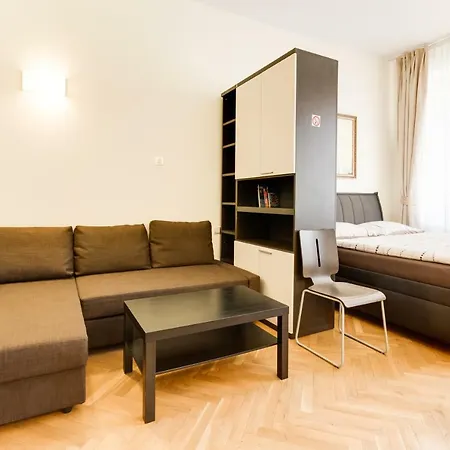 Apartment Halkova Studio Prague