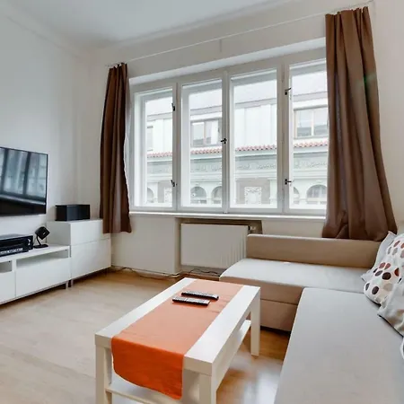 Beautiful Downtown 2bd With Netflix * Prague