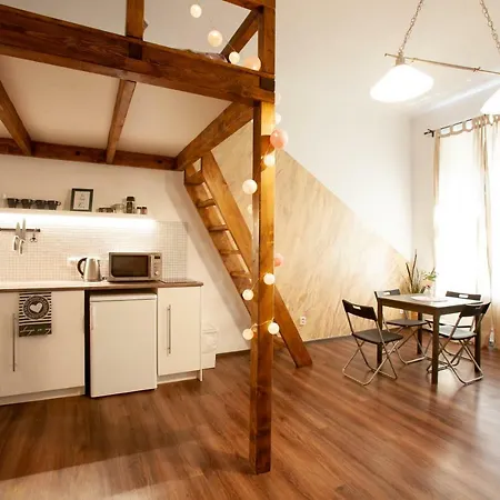 Wow Wow Apartment *