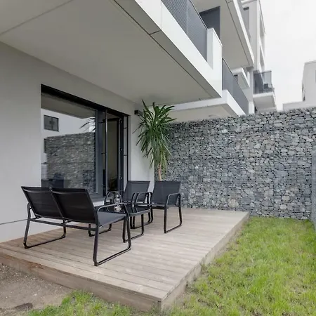 Apartment Waltrovka Garden With Parking, Netflix, Hbo