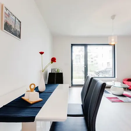 Waltrovka Garden With Parking, Netflix, Hbo Prague