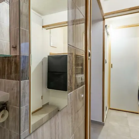Cute Studio Apartment