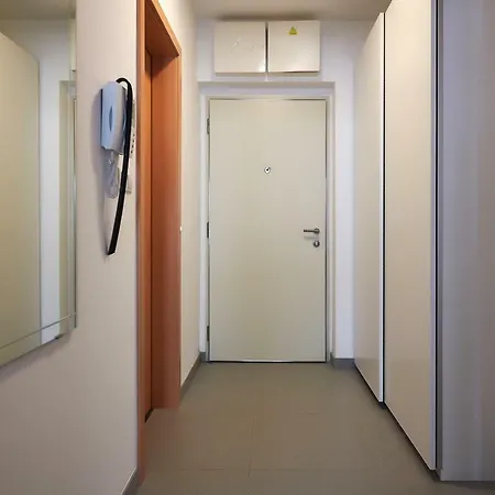 Krakovska Apartment *