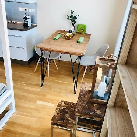 Moskevska With Terrace & Great Location Near The Centre Apartment *
