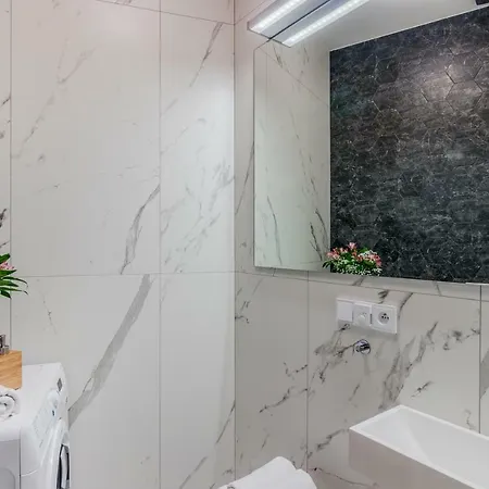 Trendy By Michal&friends Apartment *
