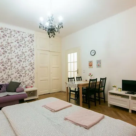 Apartment Krakovska - Wenceslas Square Prague