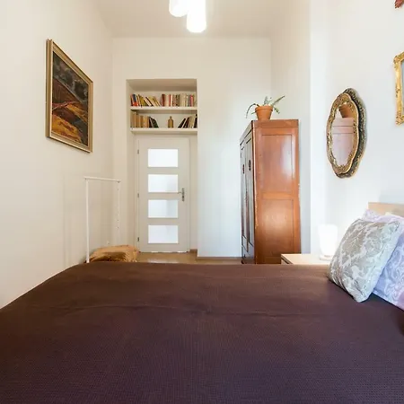 Victoria Design Stays - Apartment Slavojova Apartment