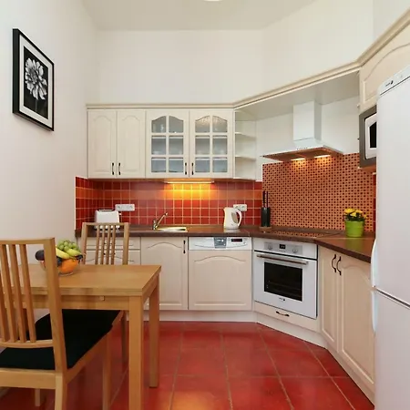Vinohrady Sazavska Apartment