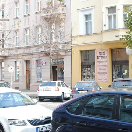 Apartment 7 Bubenecska